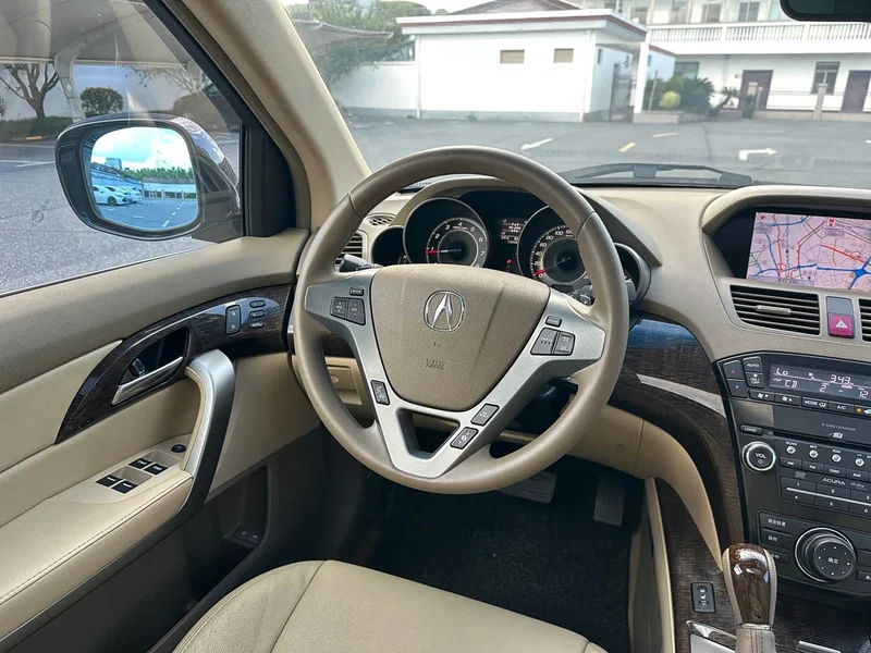 Acura MDX — фото 19