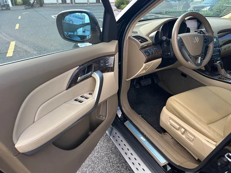 Acura MDX — фото 10