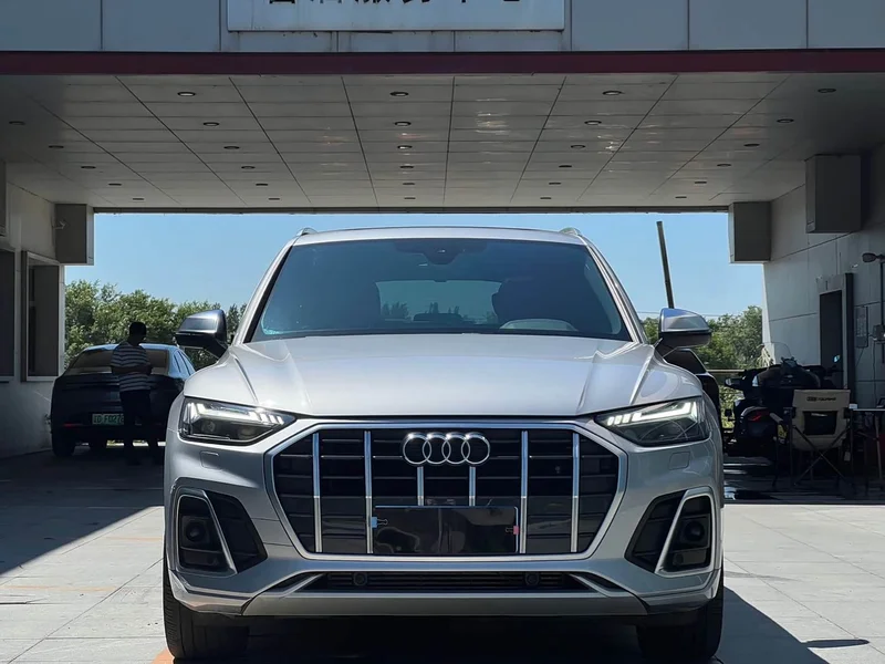 Audi SQ5 — фото 2