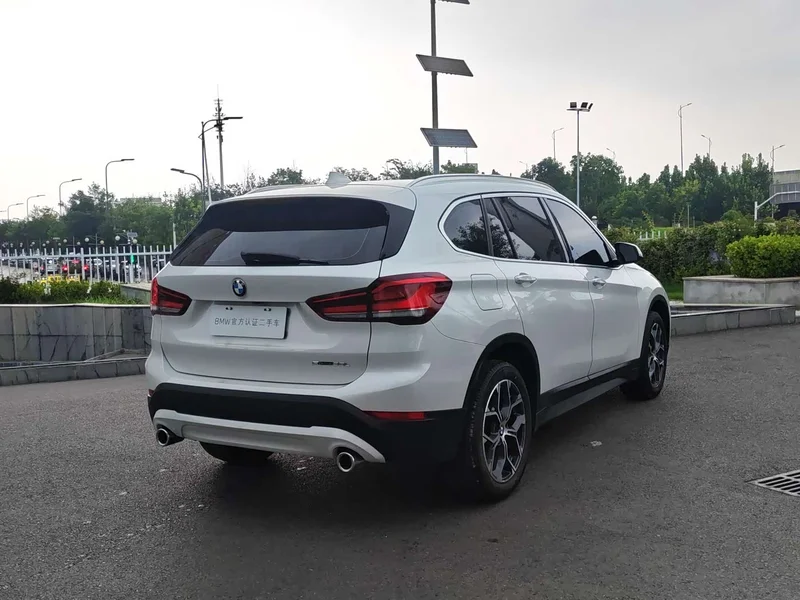 BMW X1 — фото 4