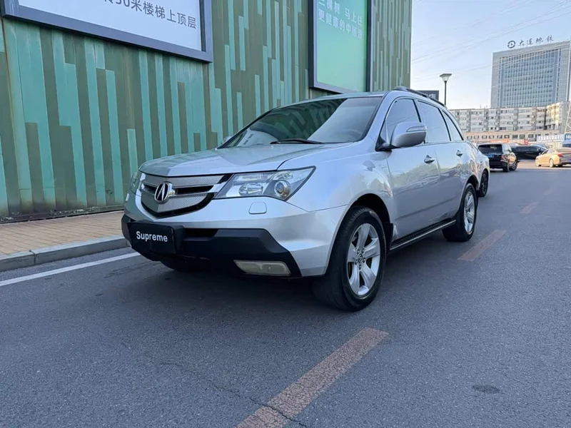 Acura MDX — фото 1