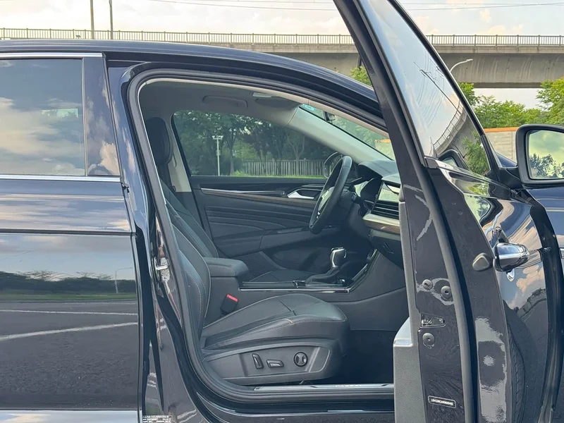 Volkswagen Passat — фото 11