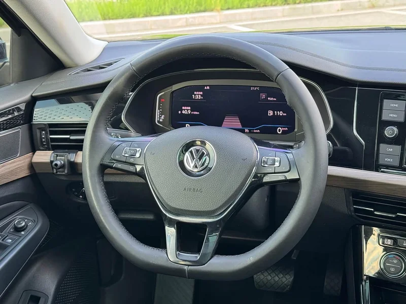 Volkswagen Passat — фото 7