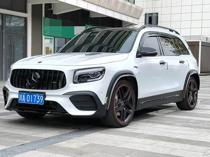 Mercedes-Benz GLB AMG — фото 1