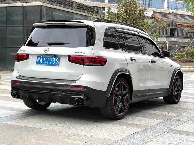 Mercedes-Benz GLB AMG — фото 4