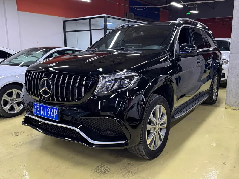 Mercedes-Benz GLS — фото 1