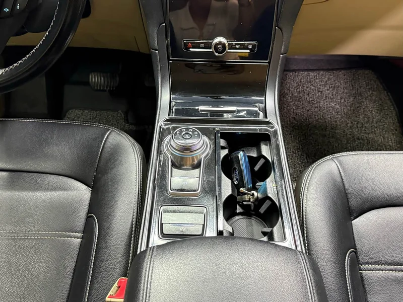 Ford Edge — фото 17