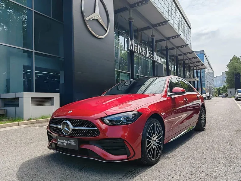 Mercedes-Benz C-Class — фото 1
