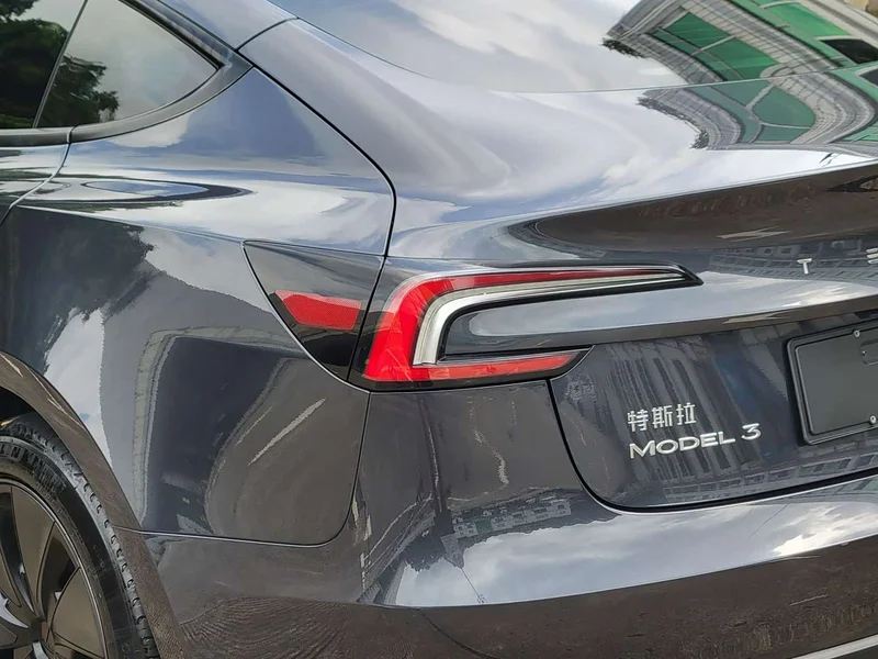 Tesla Model 3 — фото 19