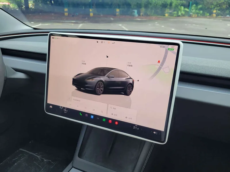 Tesla Model 3 — фото 22