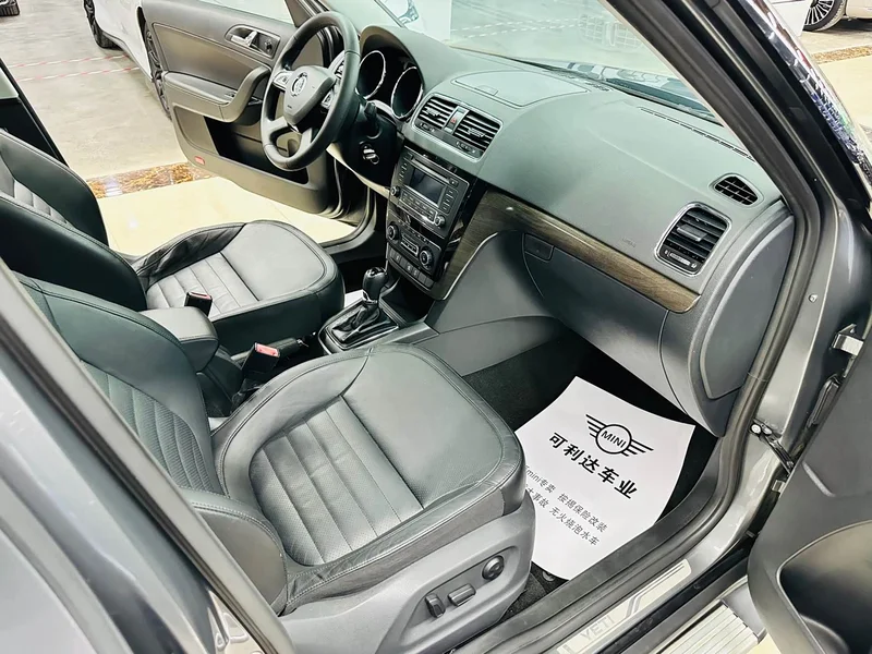 Skoda Yeti — фото 15