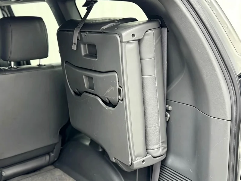Toyota Prado — фото 18