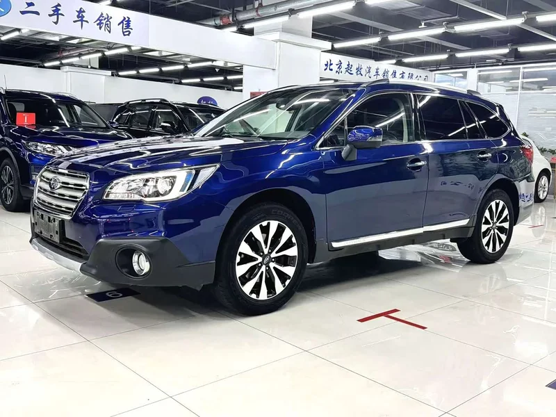 Subaru Outback — фото 1
