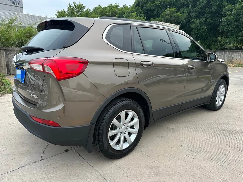 Buick Envision Plus — фото 7