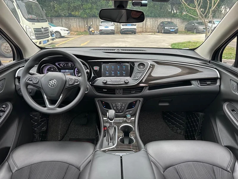Buick Envision Plus — фото 10