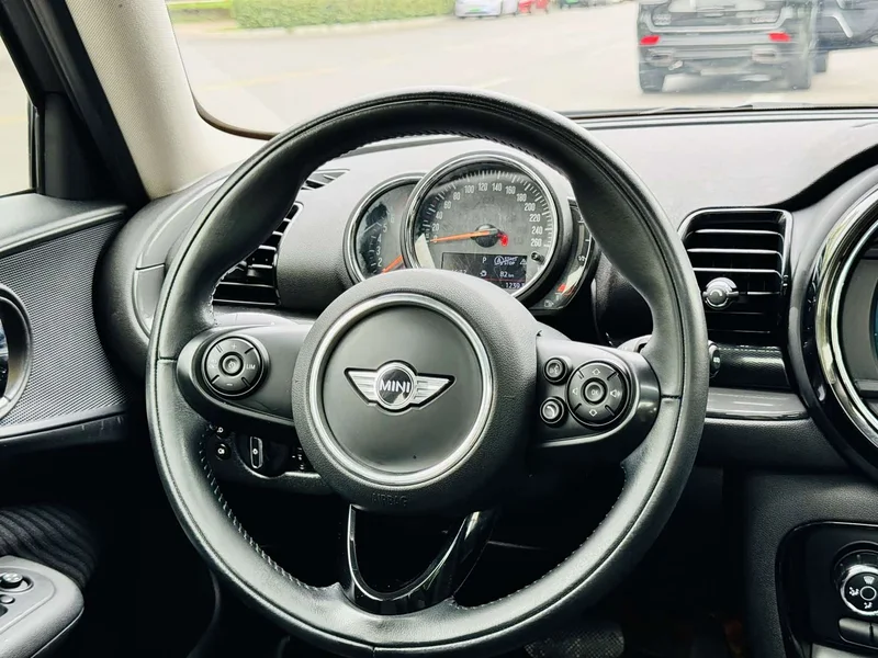 MINI CLUBMAN — фото 16