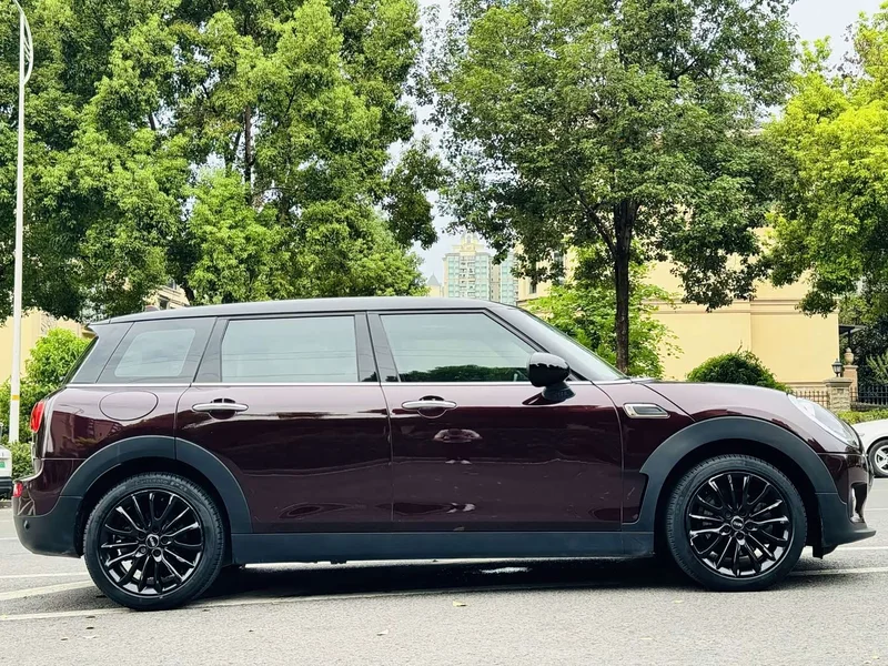 MINI CLUBMAN — фото 21