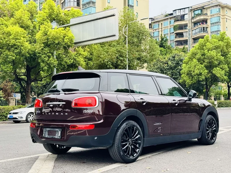 MINI CLUBMAN — фото 3