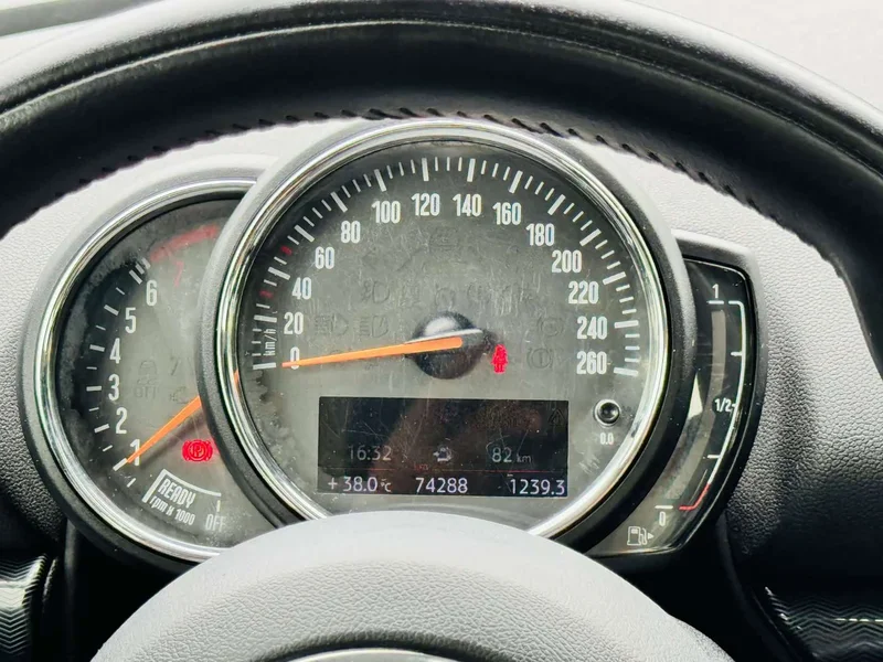 MINI CLUBMAN — фото 7