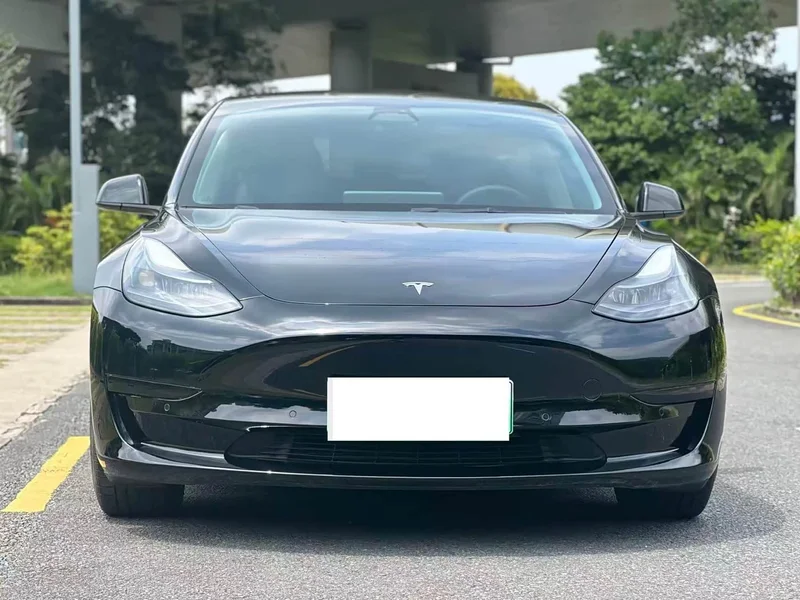Tesla Model 3 — фото 2
