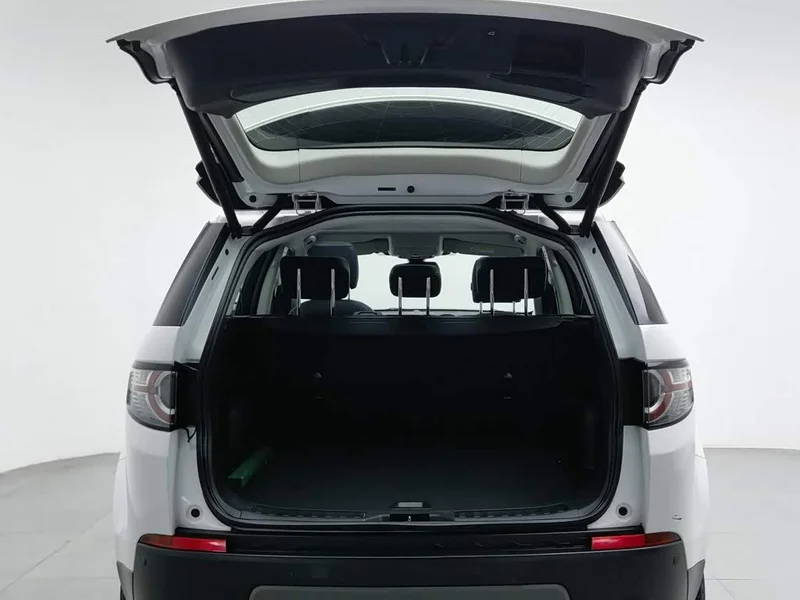 Land Rover Discovery — фото 16