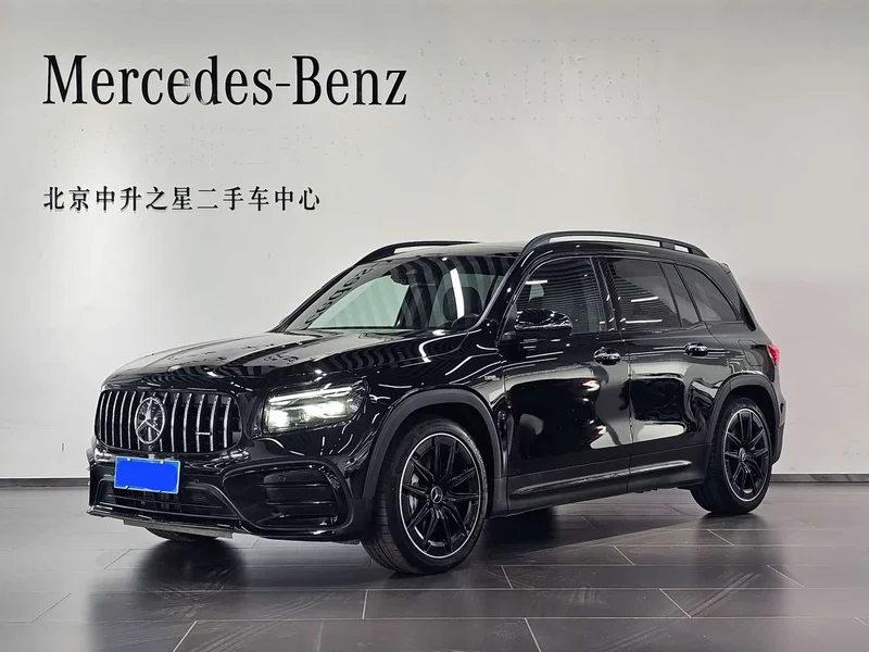 Mercedes-Benz GLB AMG — фото 1