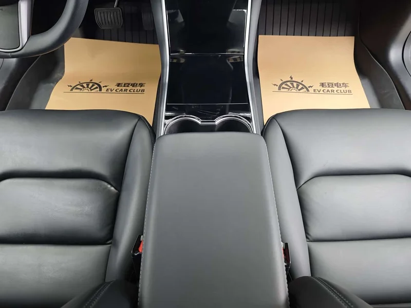 Tesla Model 3 — фото 14