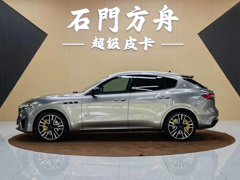 Maserati Levante — фото 5