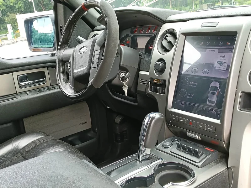 Ford F-150 Raptor — фото 13