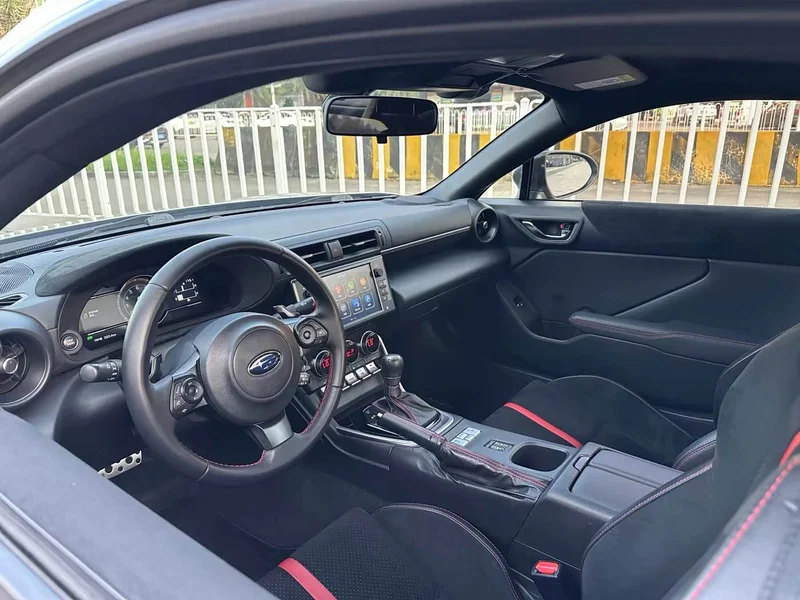 Subaru BRZ — фото 4