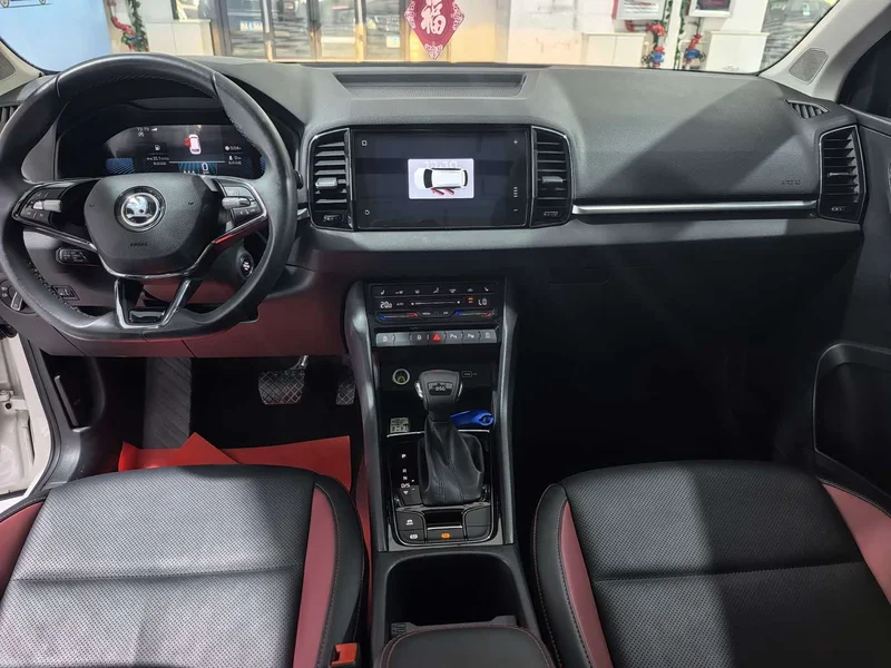 Skoda Karoq — фото 17