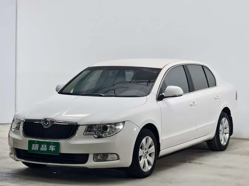 Volkswagen Superb — фото 1