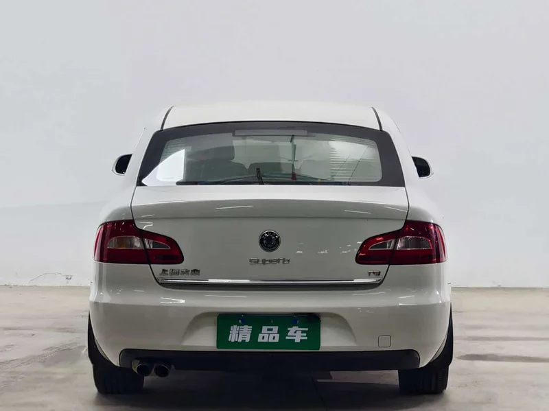 Volkswagen Superb — фото 5