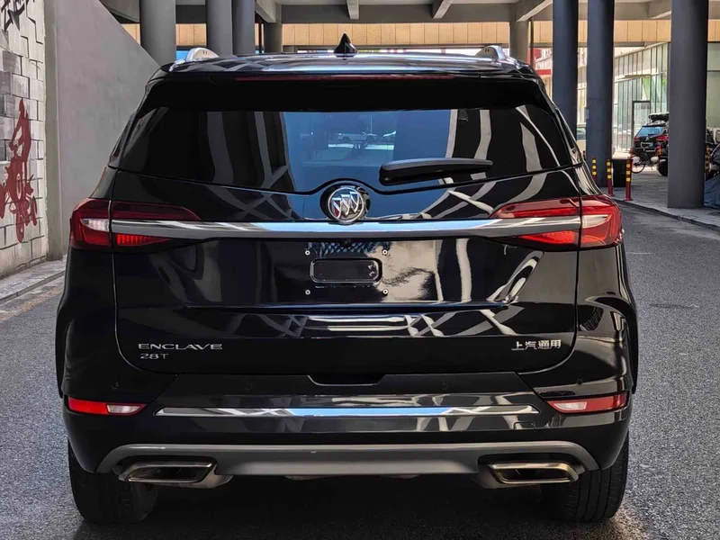 Buick Enclave — фото 4