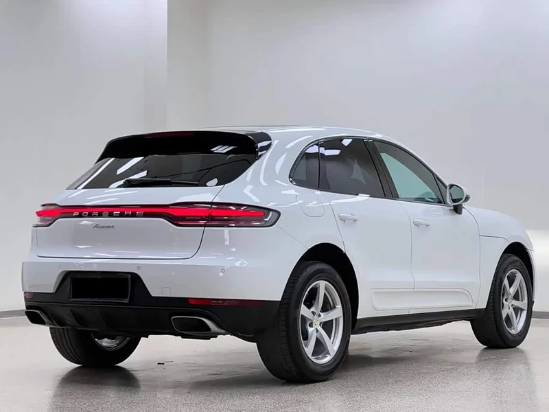 Porsche Macan — фото 8