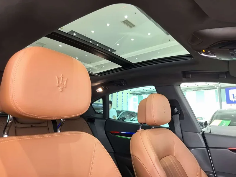 Maserati Levante — фото 15
