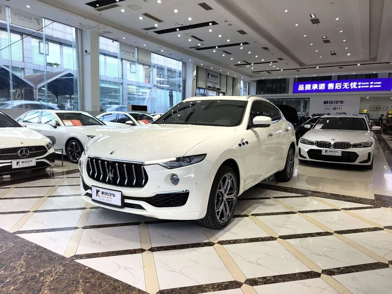 Maserati Levante — фото 2