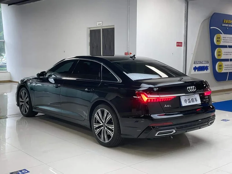 Audi A6L — фото 27