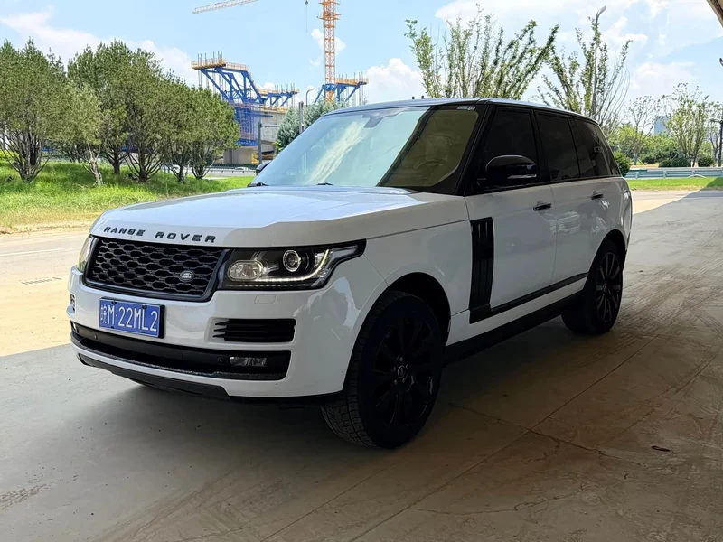 Land Rover Range Rover — фото 1