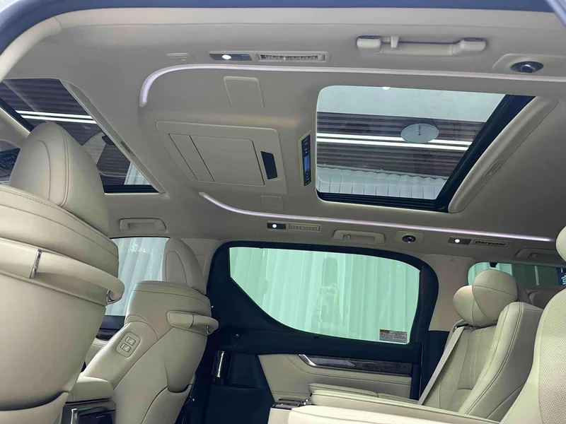 Toyota Alphard — фото 20