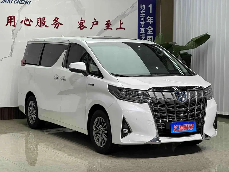 Toyota Alphard — фото 3