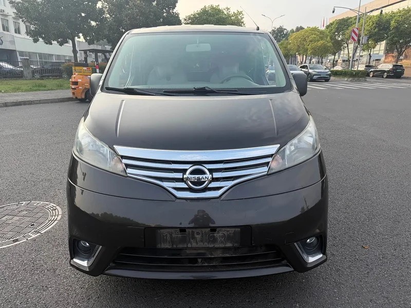 Nissan NV200 — фото 2