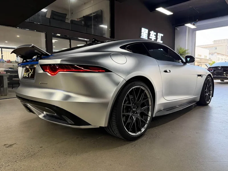 Jaguar F-TYPE — фото 11