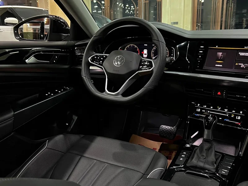 Volkswagen Passat — фото 18