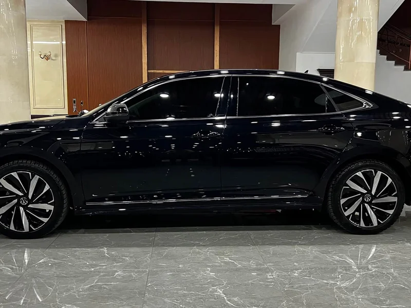 Volkswagen Passat — фото 8
