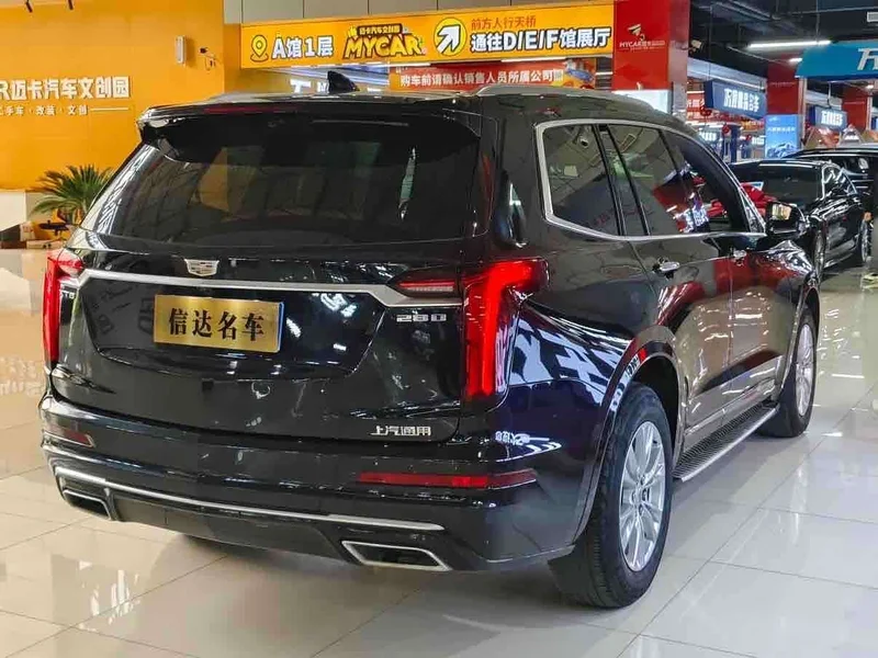 Cadillac XT6 — фото 9