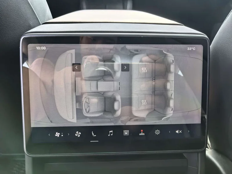 Tesla Model 3 — фото 11