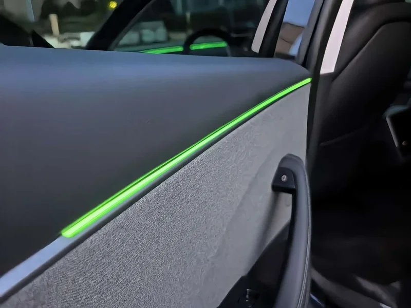 Tesla Model 3 — фото 15
