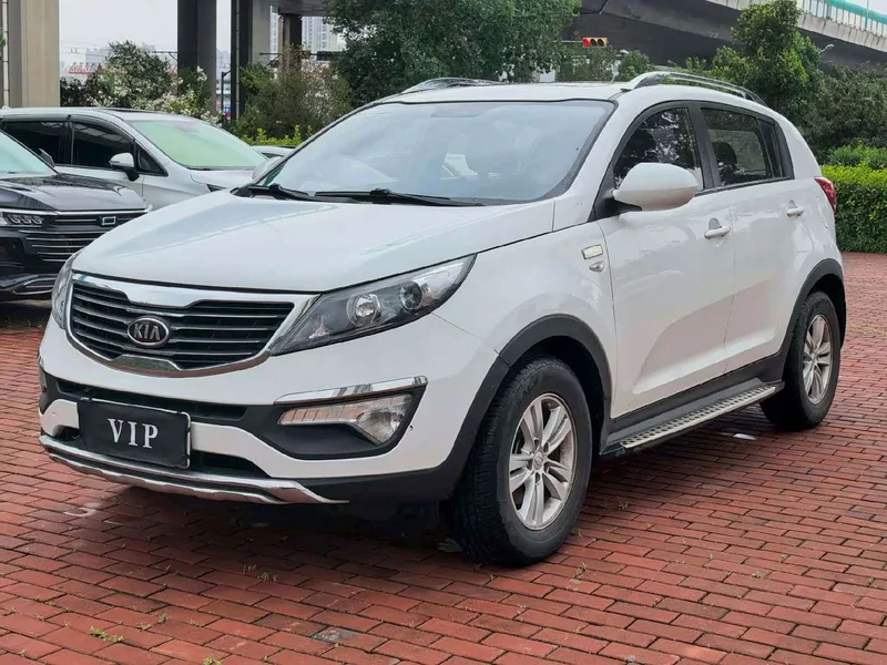 Kia Sportage — фото 1