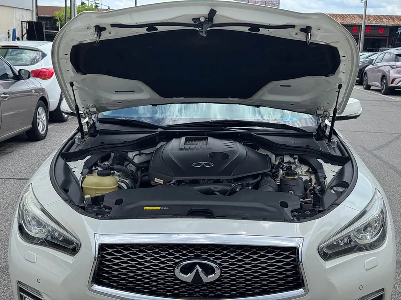 Infiniti Q50L — фото 21